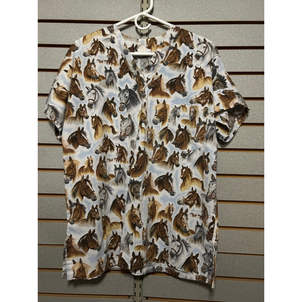 Mad About Scrubs Horse Print Scrub Top M V-Neck Cotton Made in USA‎ Equestrian